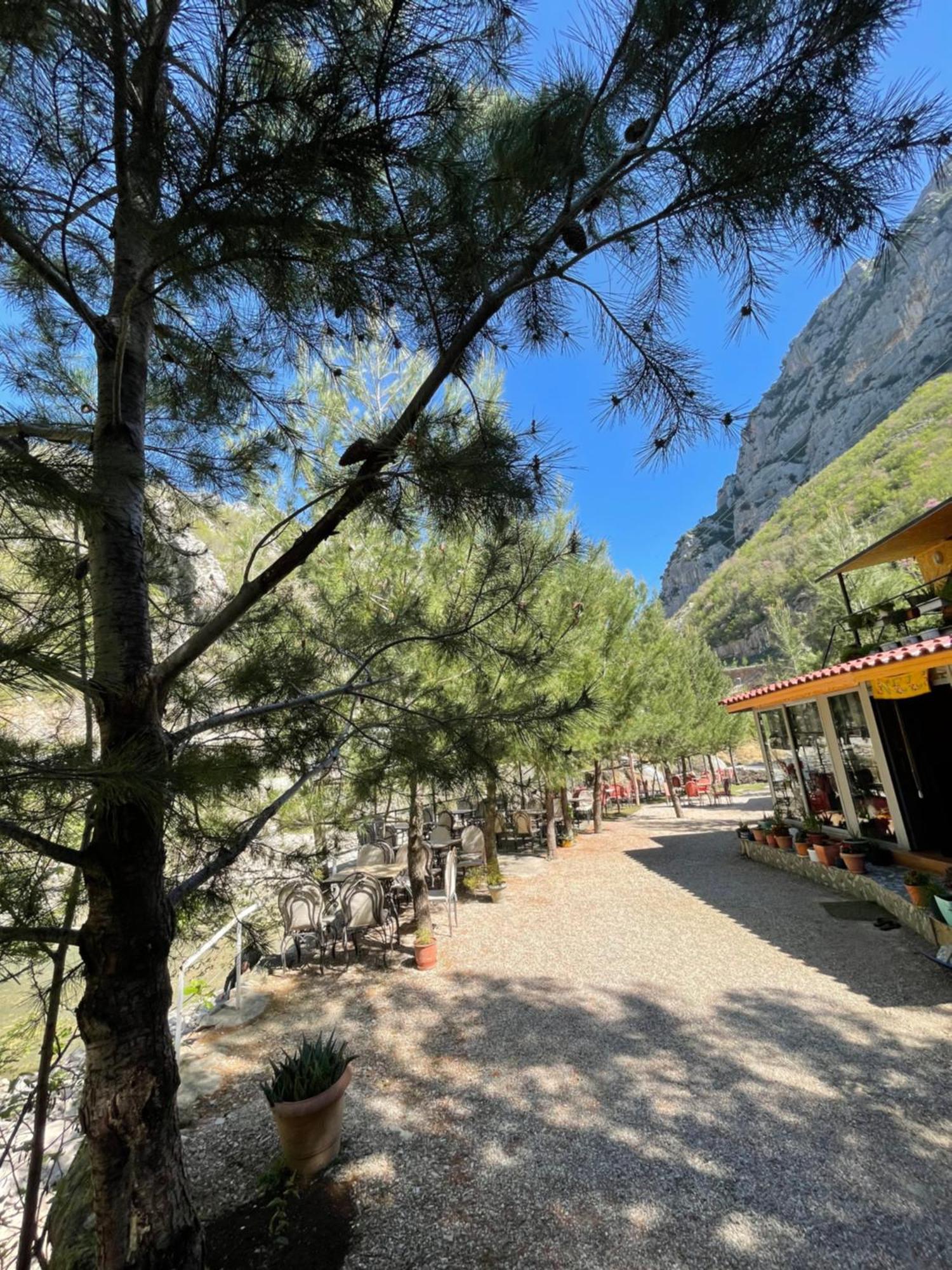 Bovilla Canyon Dajti Екстериор снимка